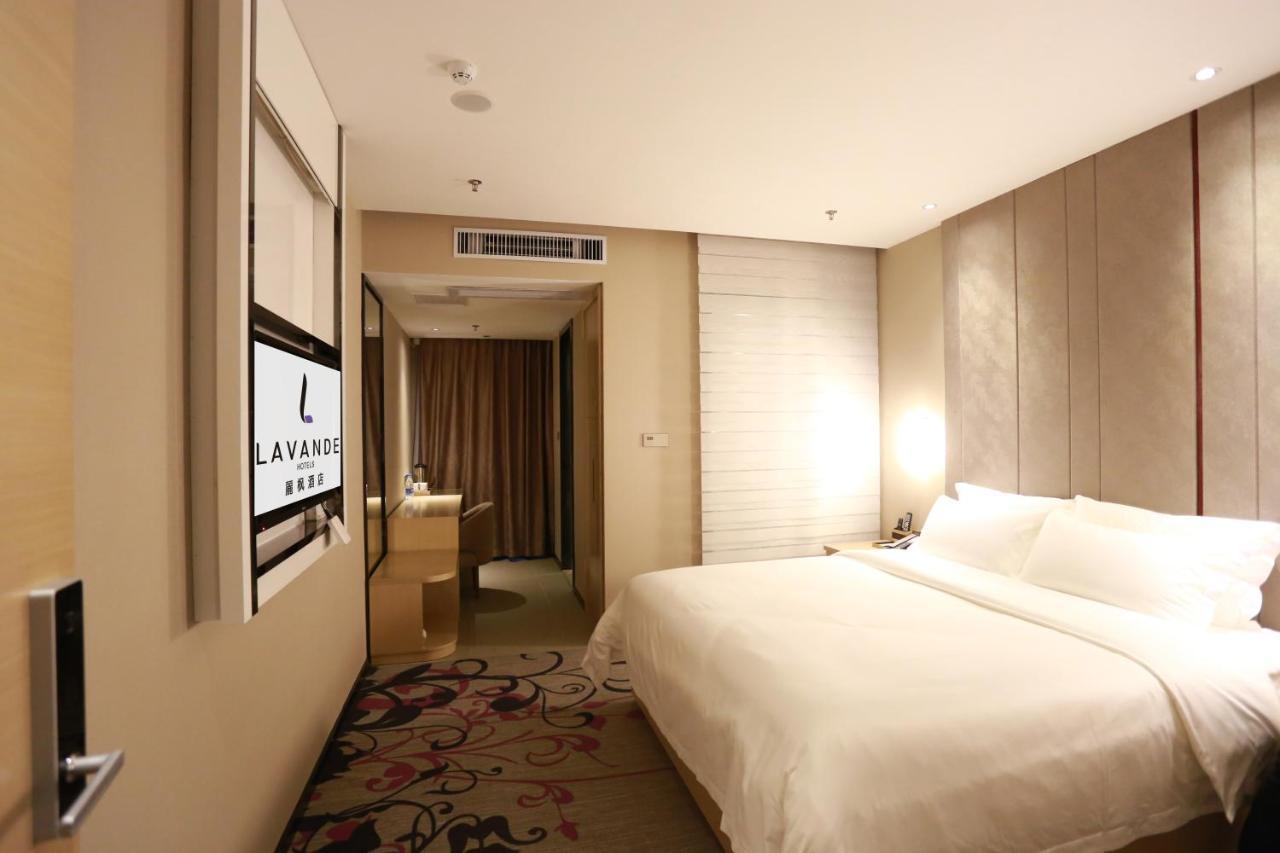 Lavande International Taikoo Hui Square Shipaiqiao Metro Station Branch - Free Shuttle Bus To Fair Complex During Fair Period & Free Vpn Internet Access Hotel 4*