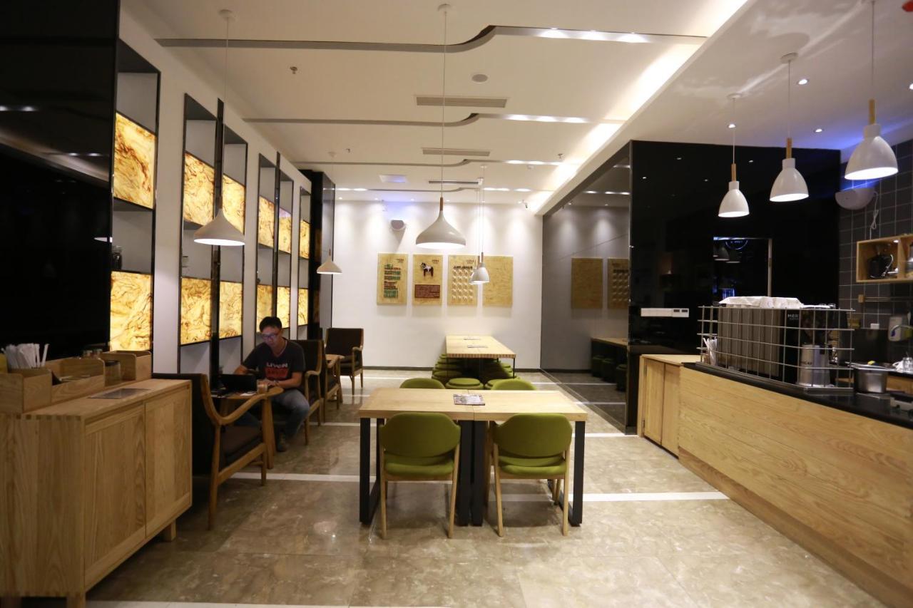 Hotel Lavande International Taikoo Hui Square Shipaiqiao Metro Station Branch - Free Shuttle Bus To Fair Complex During Fair Period & Free Vpn Internet Access