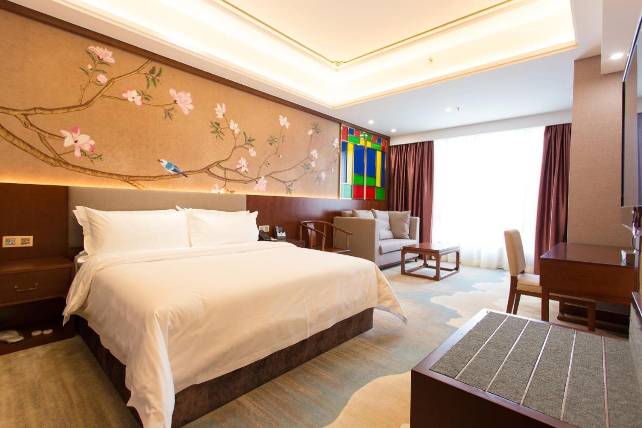 Nan Guo 4*