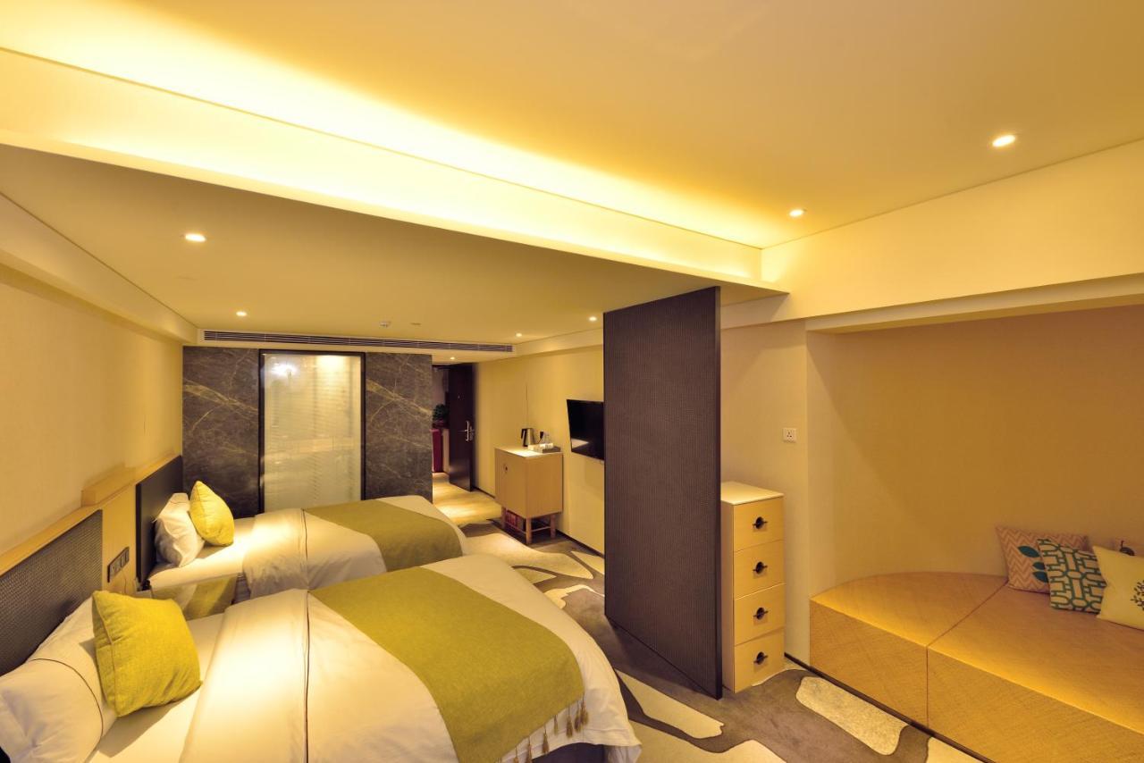 Hotel Haijun -free Fair Shuttle Bus