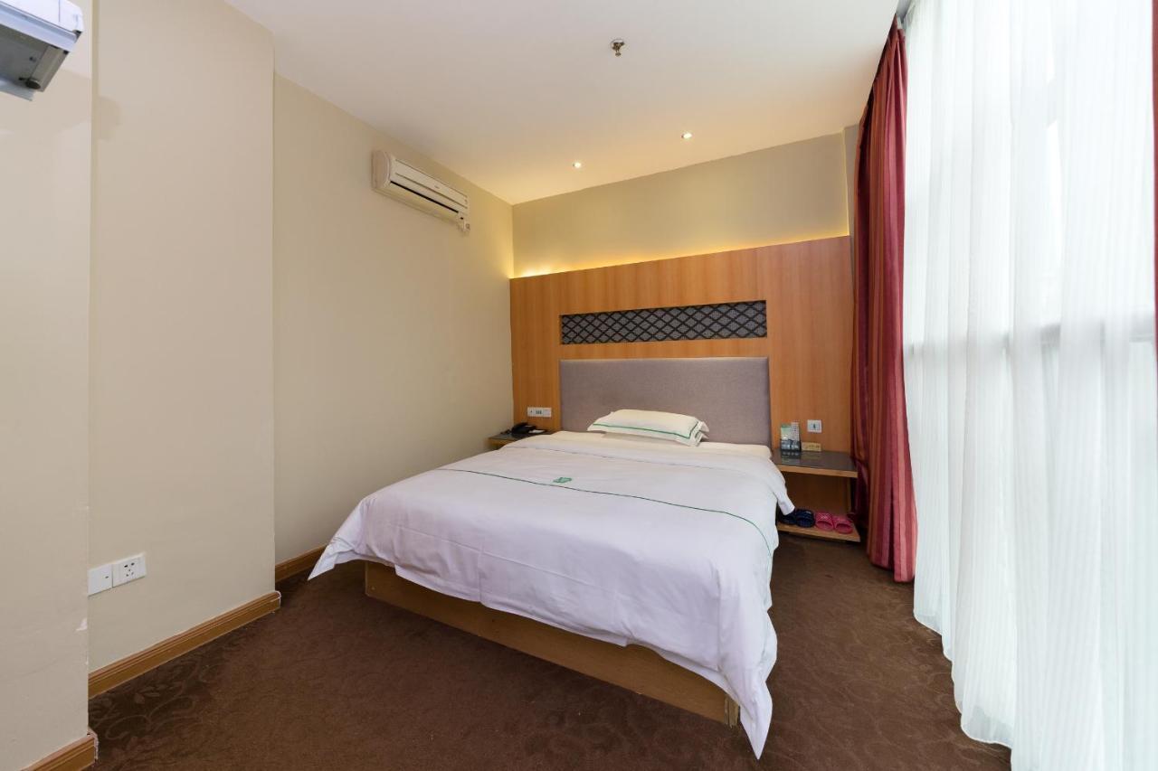 Club Yuexiu Branch Hotel
