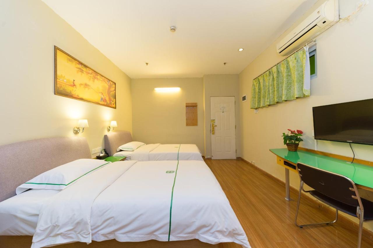 Hotel Club Yuexiu Branch 3*