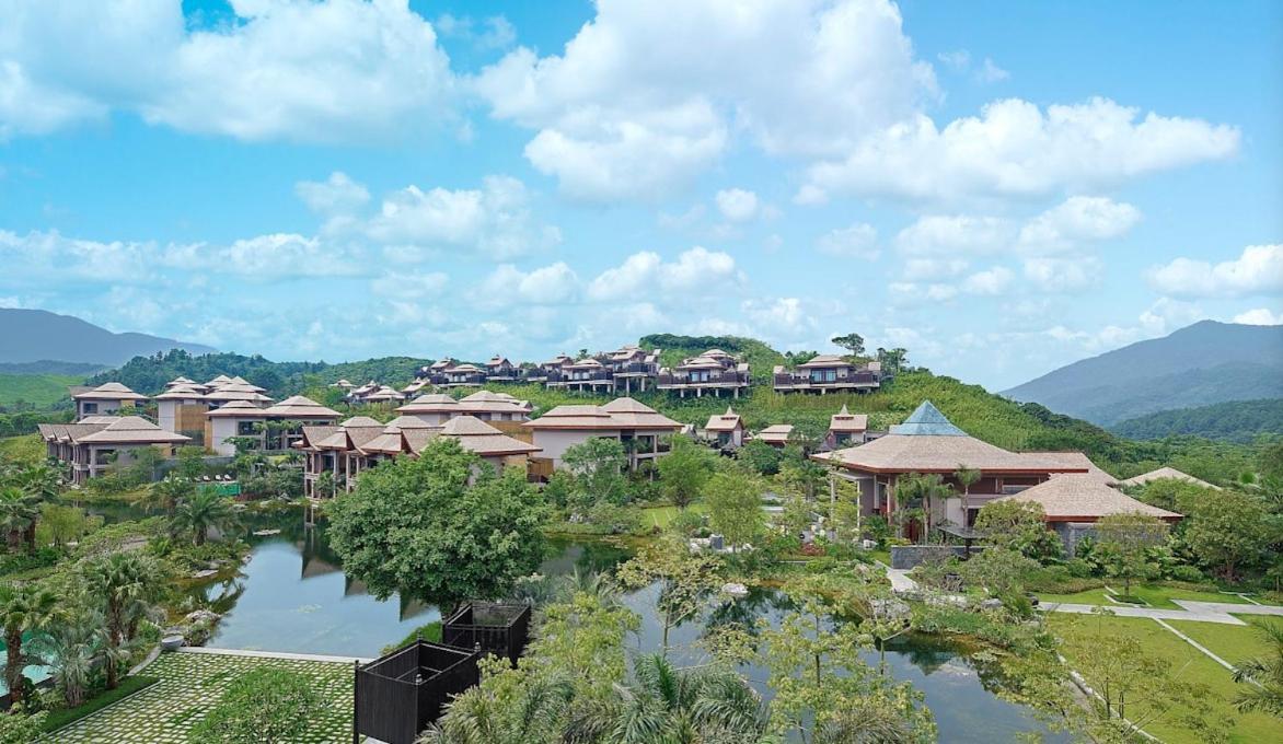 Dusit Devarana Hot Springs & Guangzhou