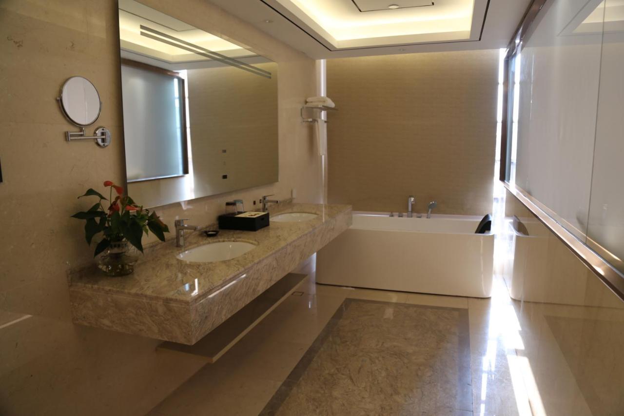 Hotel Zhongbo Art