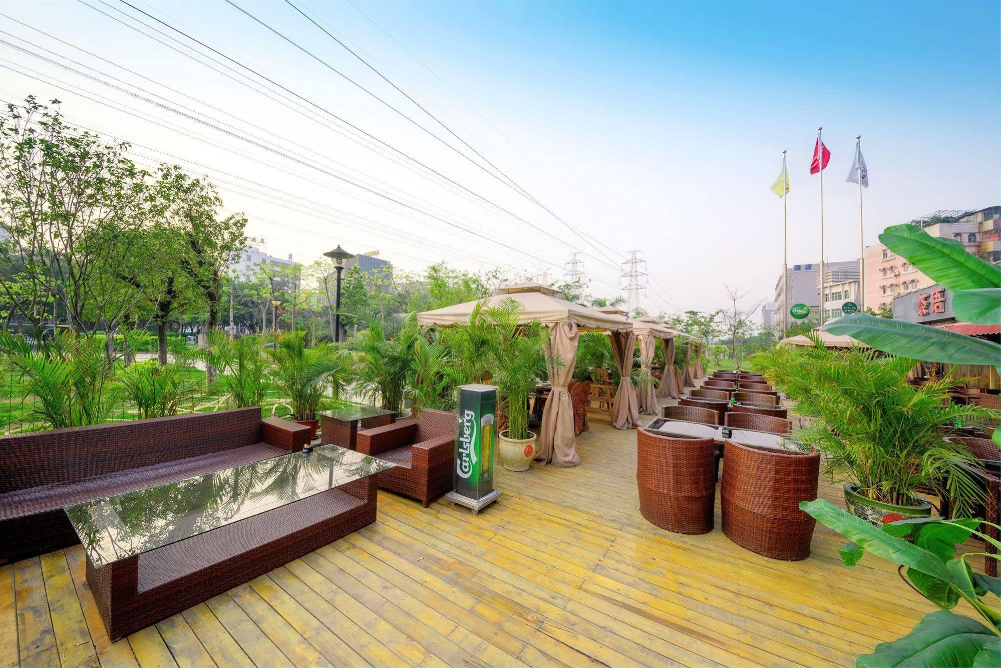 Days Hantian Hotel 4*