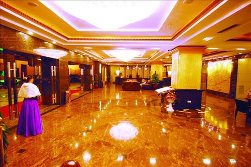 Hotel Rongwei Business 3*