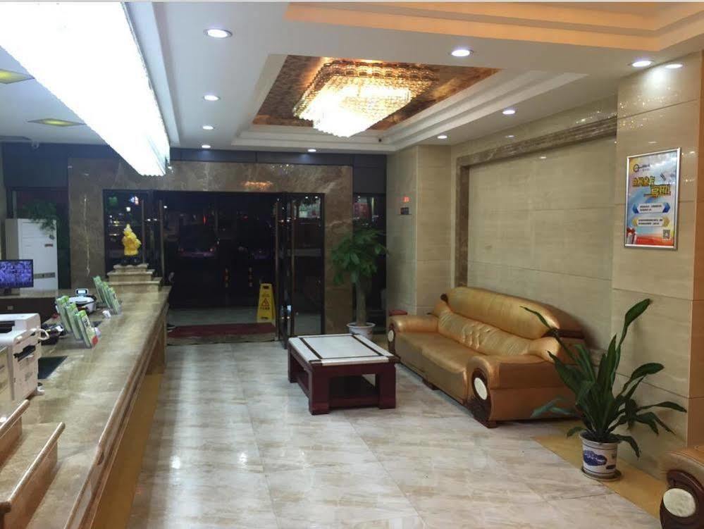 Yimi Chi Gang Station Branch 3* Guangzhou