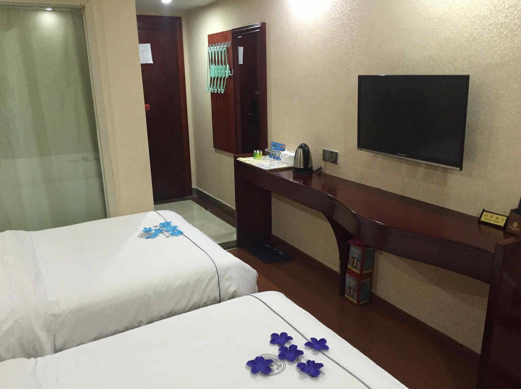 Hotel Yimi Chi Gang Station Branch