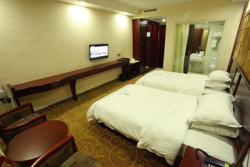 Yimi Chi Gang Station Branch Hotel
