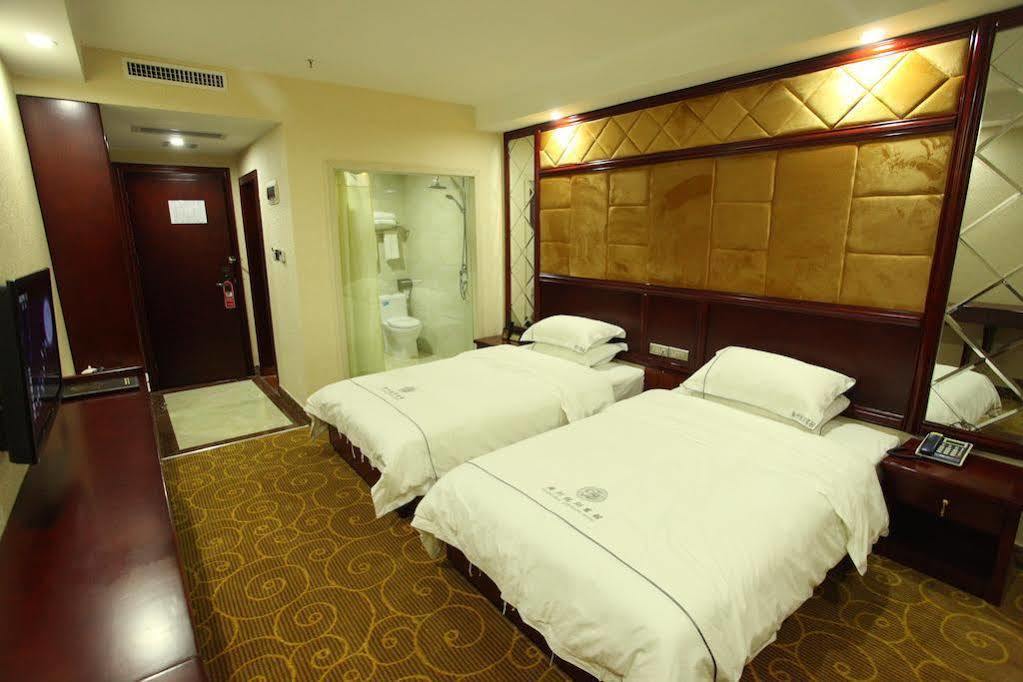 Yimi Chi Gang Station Branch Hotel