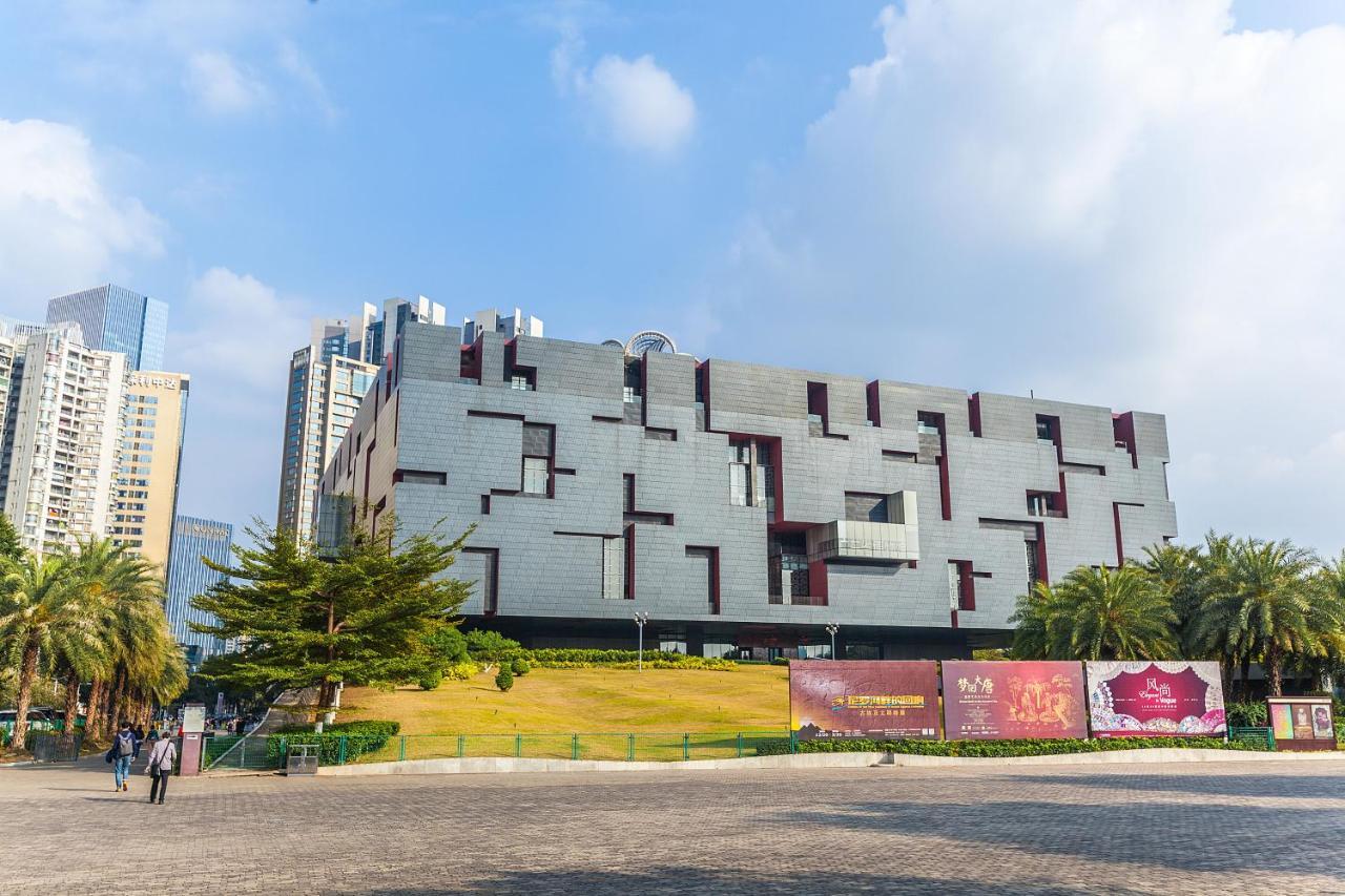 Life Is Elsewhere Gz Zhujiang New Town Loft *