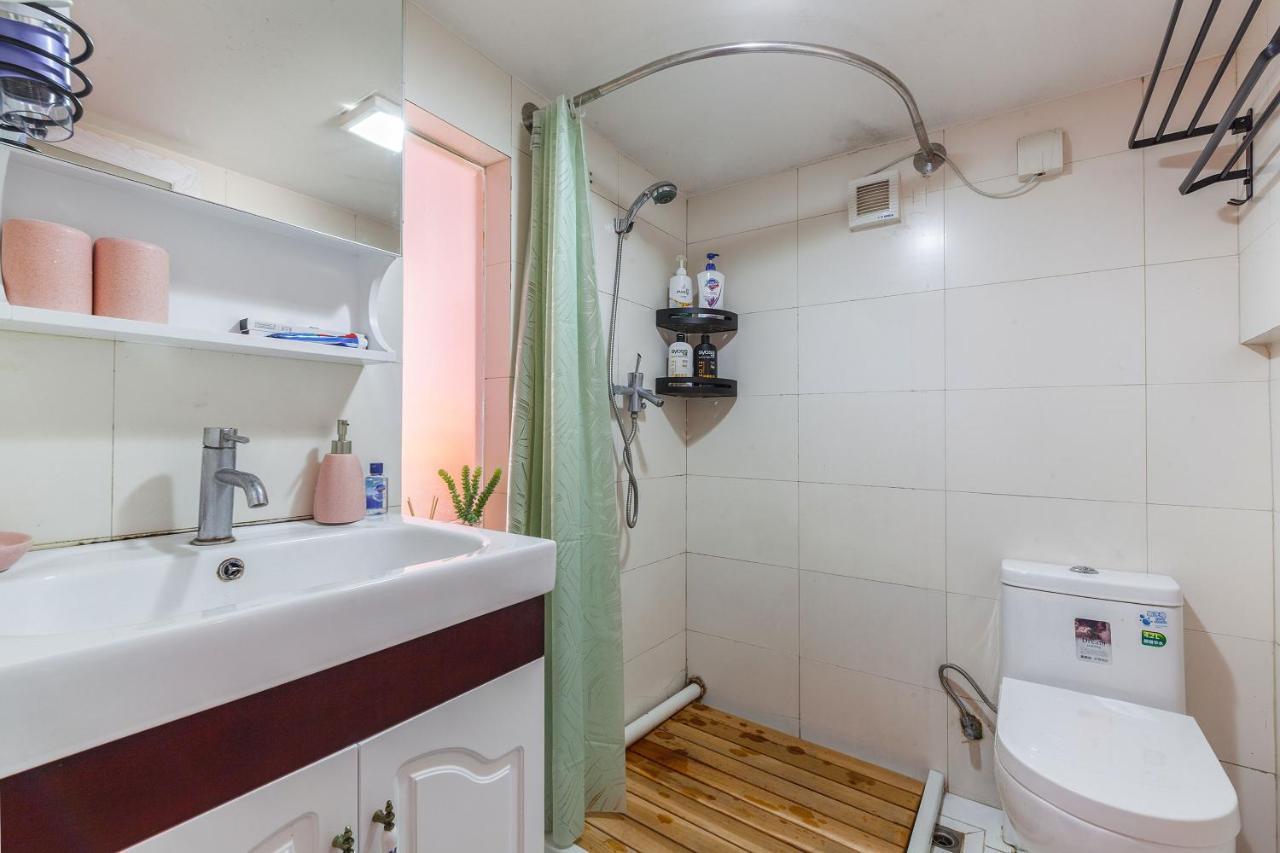 Apartment Life Is Elsewhere Gz Zhujiang New Town Loft Guangzhou