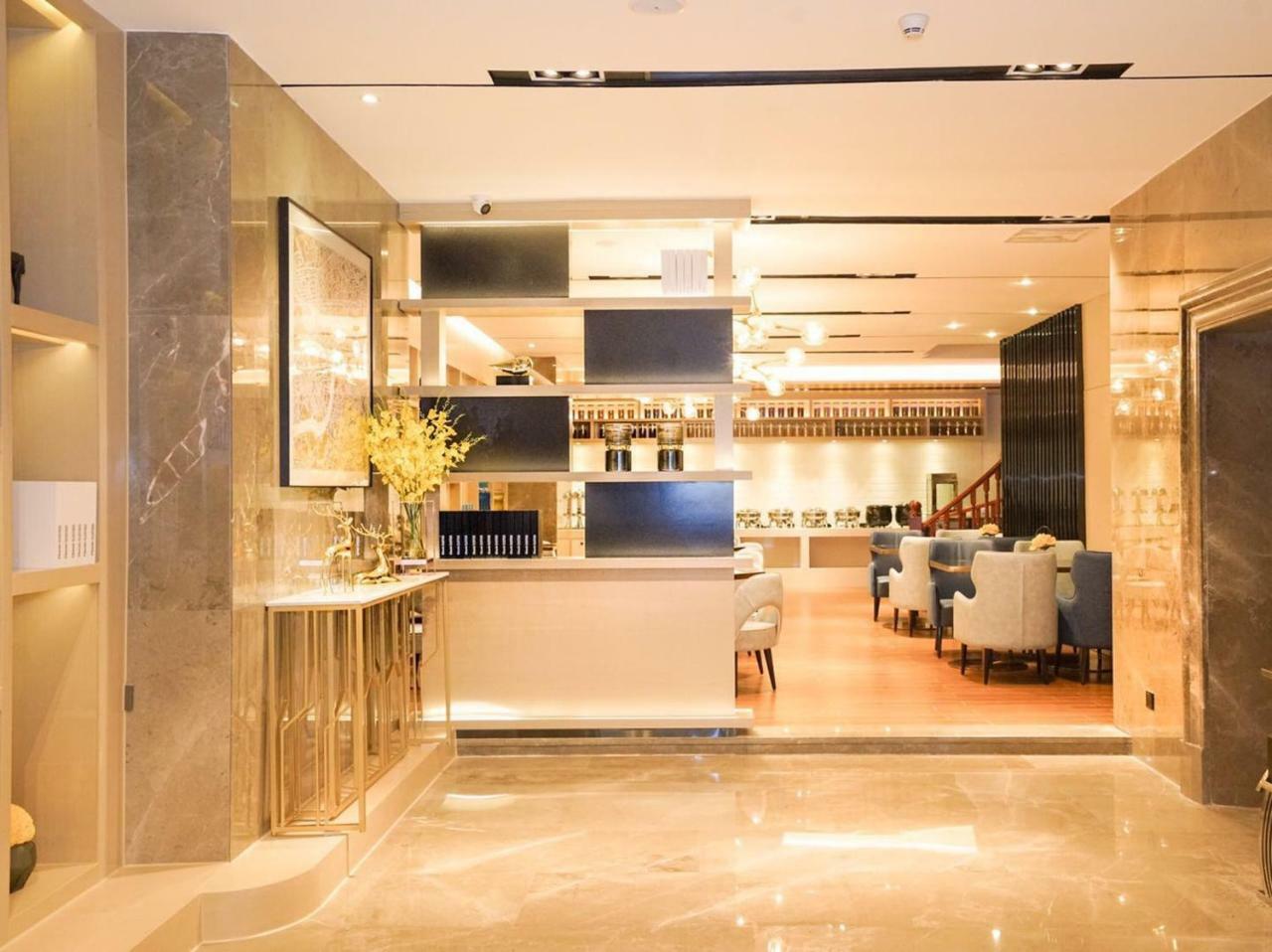 Hotel Echarm International Tower Pazhou Convention And Exhibition Center Lujiang Subway Metro Branch - Free Shuttle Bus To Fair Complex During Fair Period Guangzhou