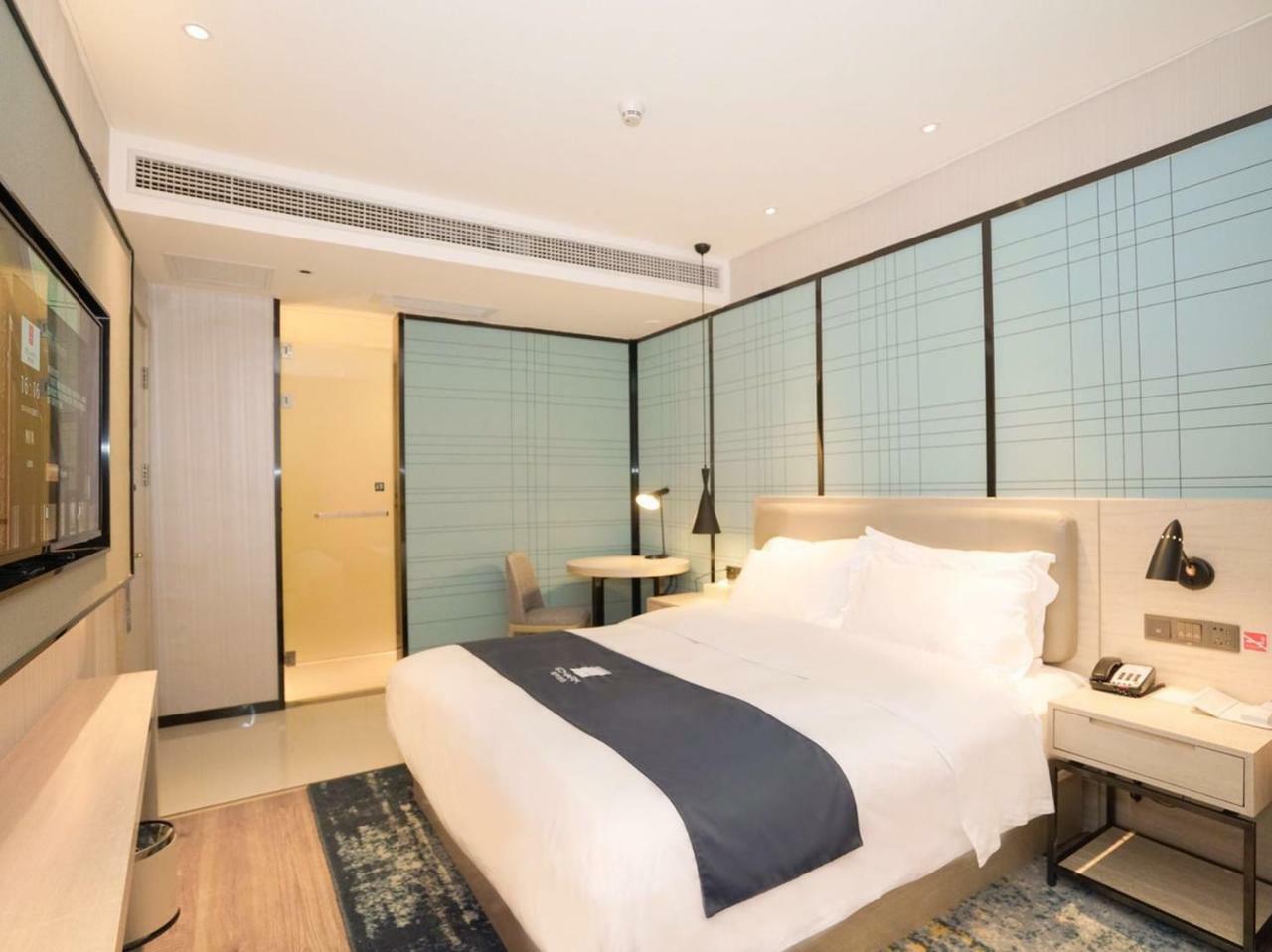 Echarm International Tower Pazhou Convention And Exhibition Center Lujiang Subway Metro Branch - Free Shuttle Bus To Fair Complex During Fair Period Hotel