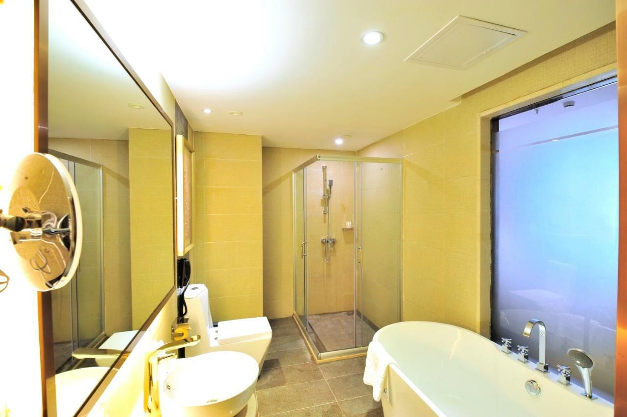 Lavande Hotels-guangzhou Luoxi Xiajiao Metro Station 3* Guangzhou