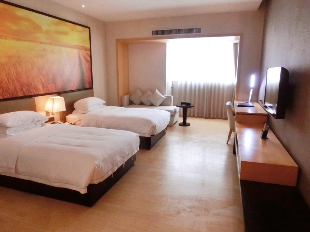 J-hotel Guangzhou