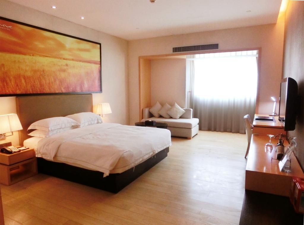 J-hotel Hotel 3*