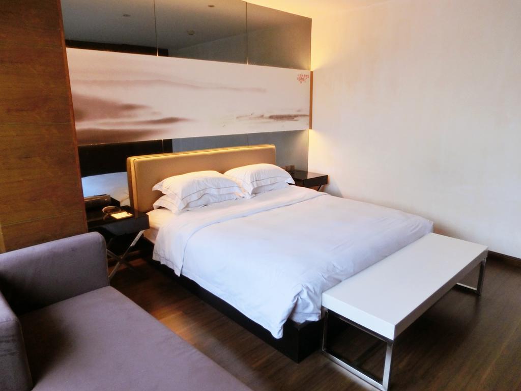 J-hotel 3* Guangzhou