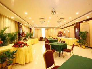 Hotel Junyue 3*