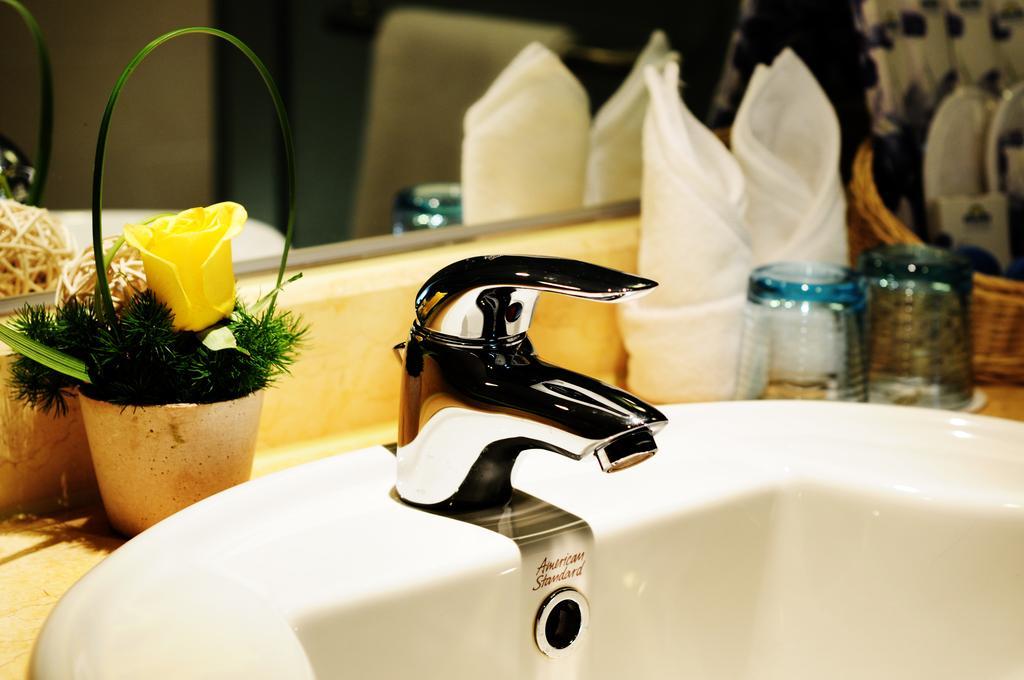 Days Hotel 4*