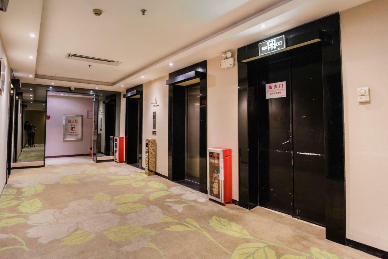 Hotel Paco Tuanyida Metro Guangzhou-free Shuttle Bus For Fair 4*