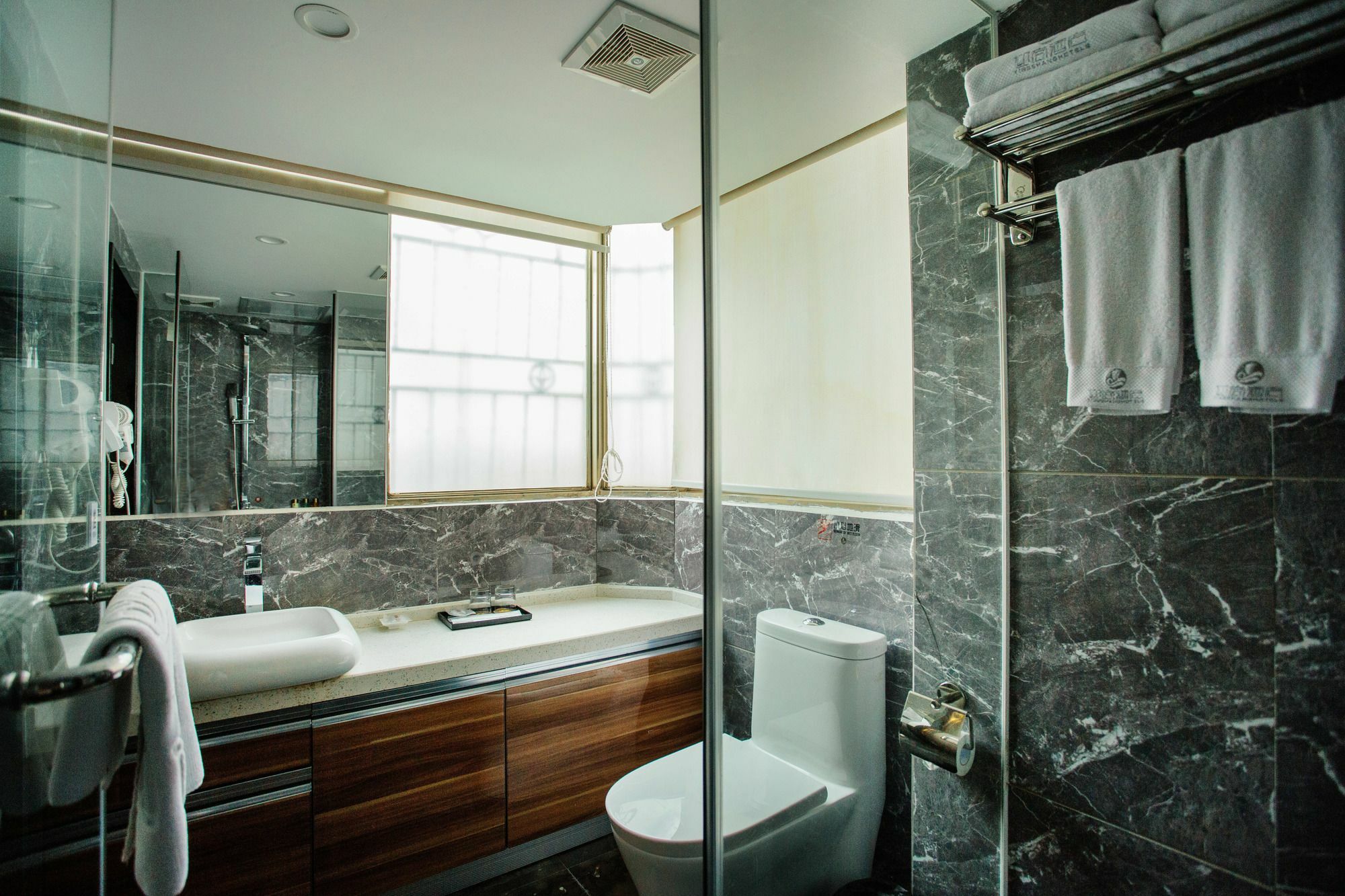 Insail Hotels Zhujiang New Town Jinan University Branch Guangzhou 4*