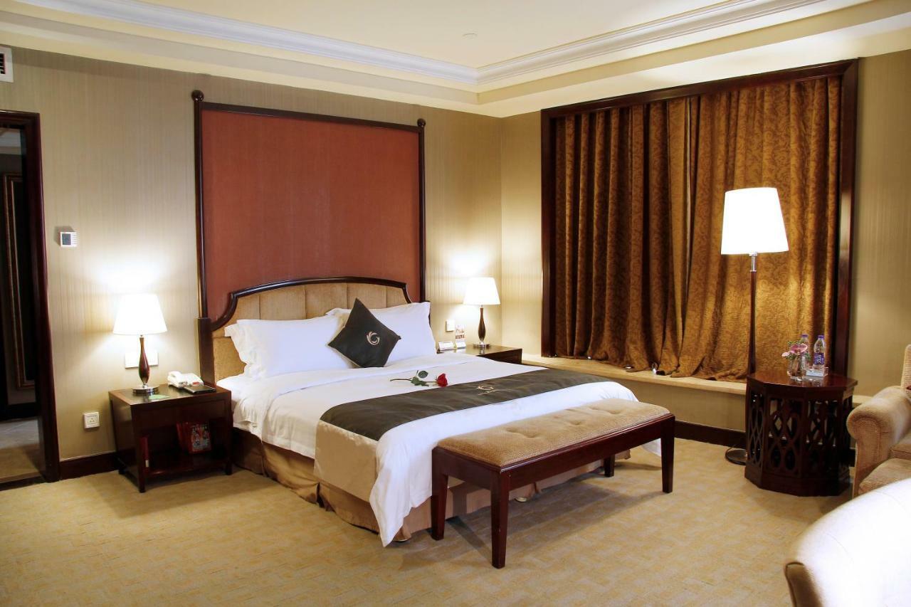 The Royal Marina Plaza 5* Guangzhou