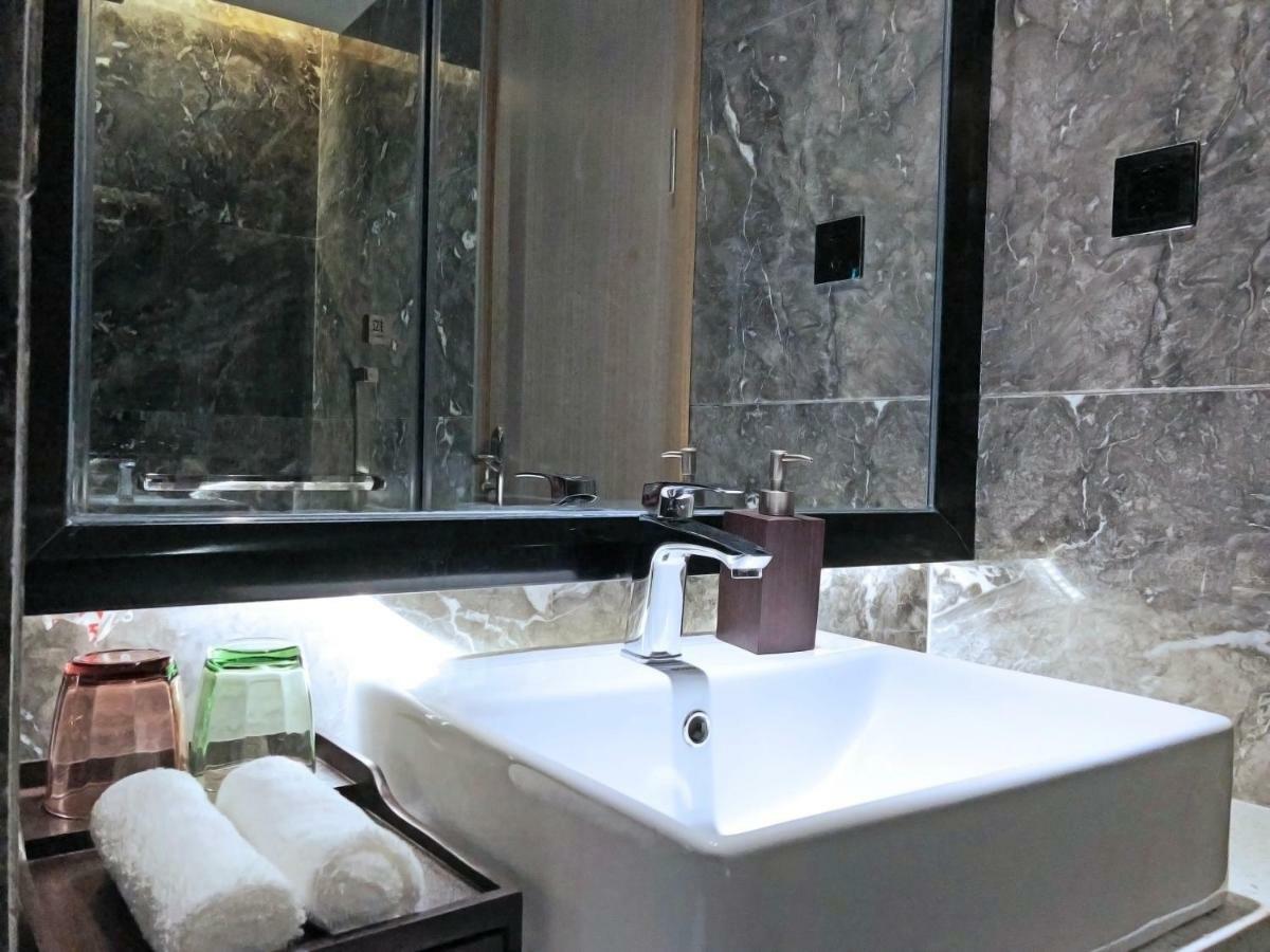 Paco Baiyun Airport Liantang Metro Hotel 4*