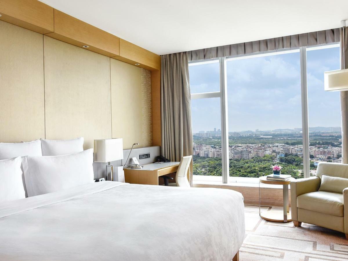 Hotel Langham Place - Walking Distance To Fair & Overseas Buyers Registration Service 5*