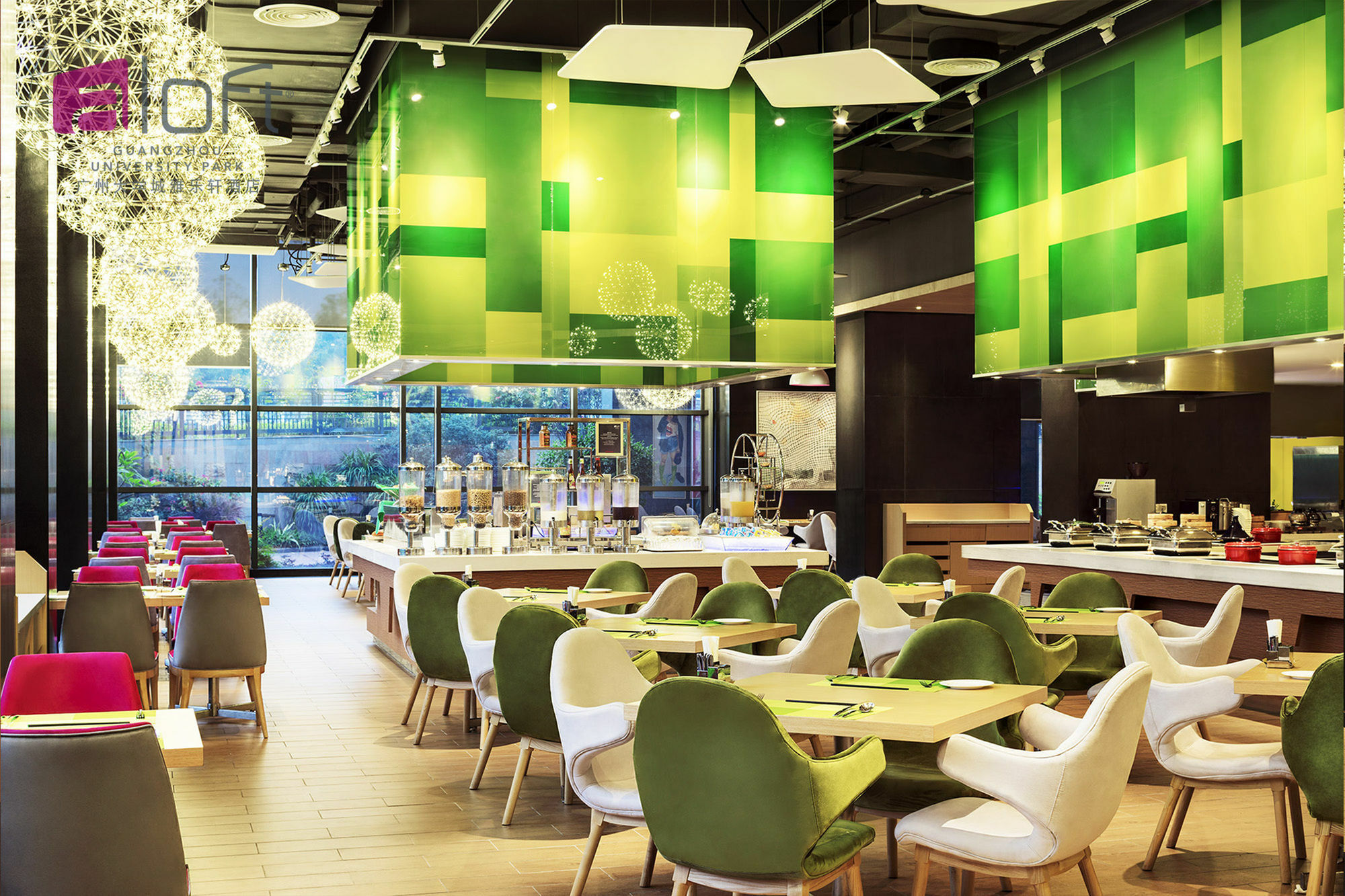 Aloft Park Hotel 4*