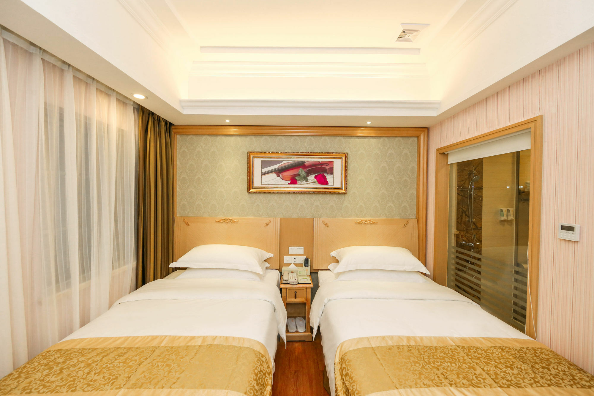 Vienna Pazhou Complex Branch Hotel 3*