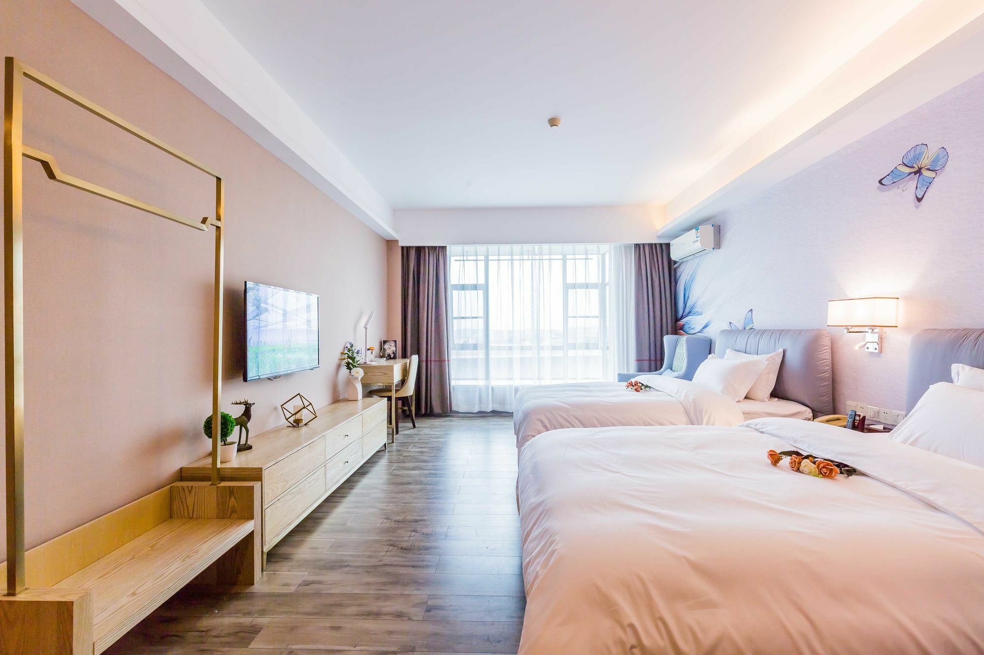Botong International Apartment *