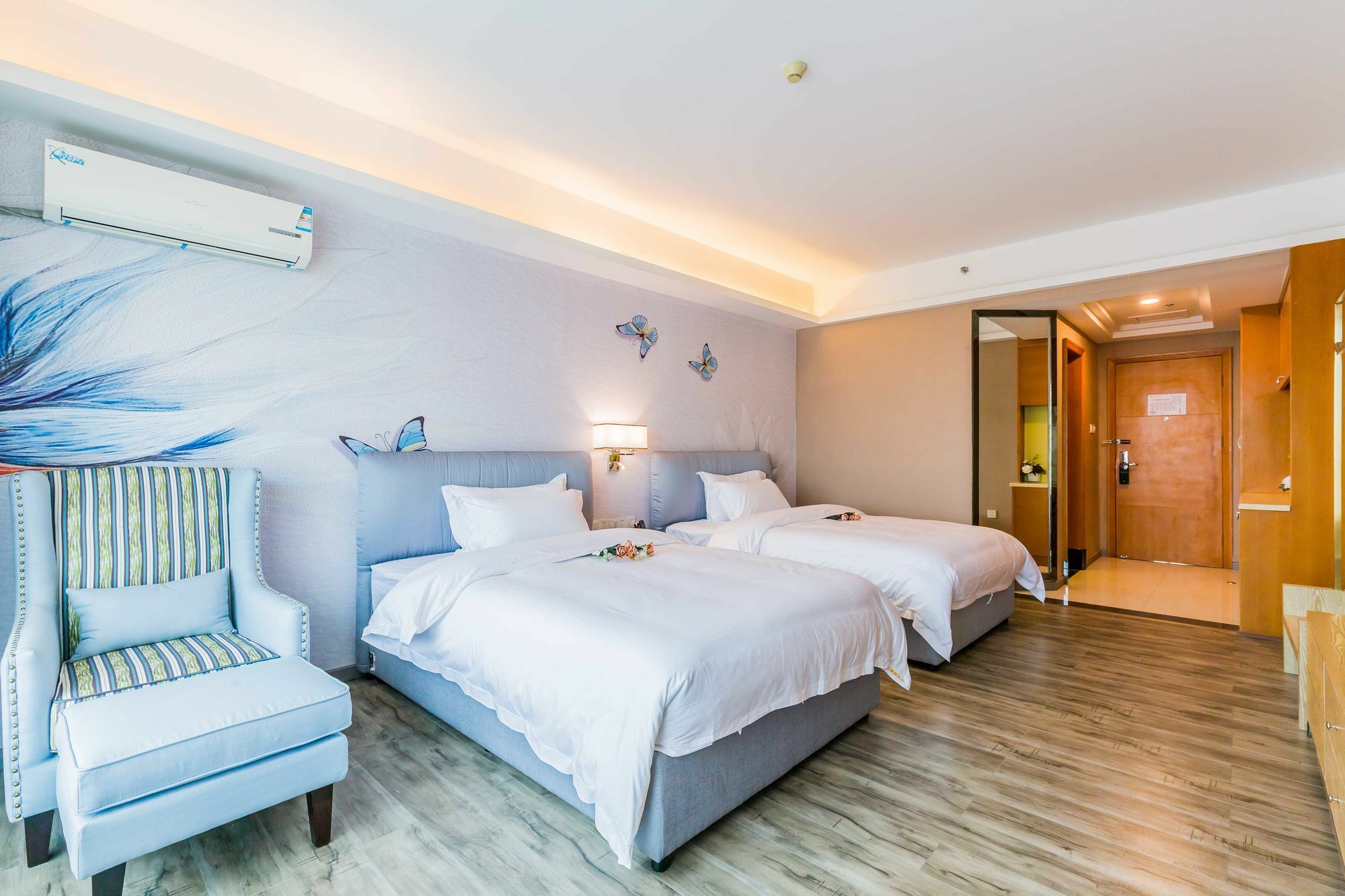 Botong International Apartment *