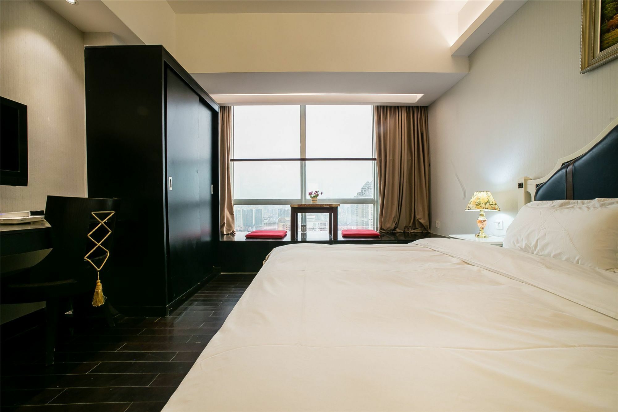 Xi Ying International Apartment *