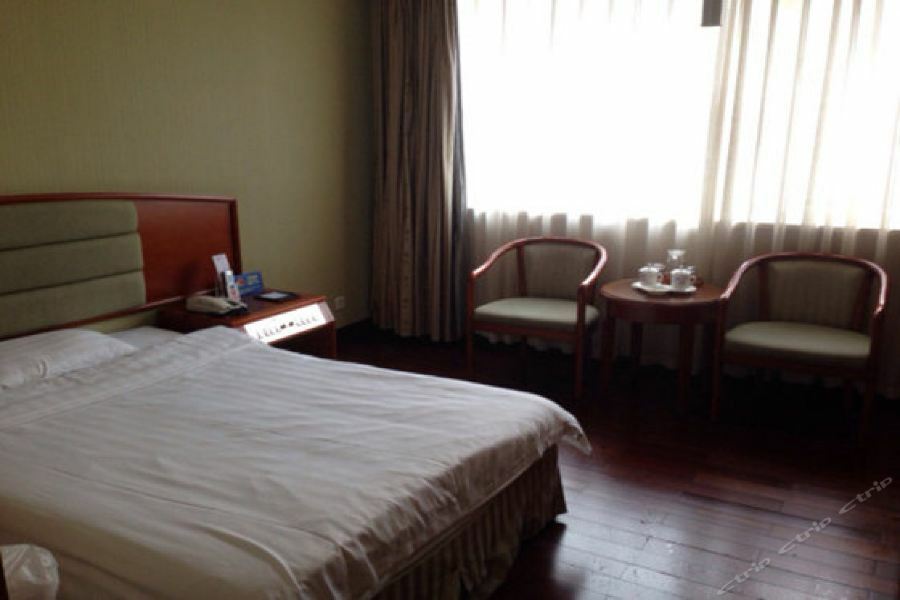 Guangdong New Tianhe 3*