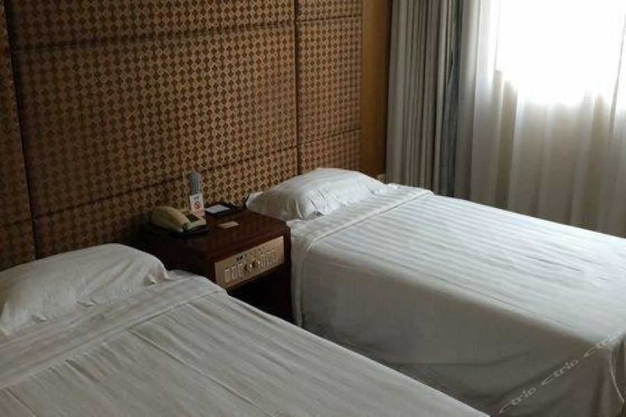 Guangdong New Tianhe 3*