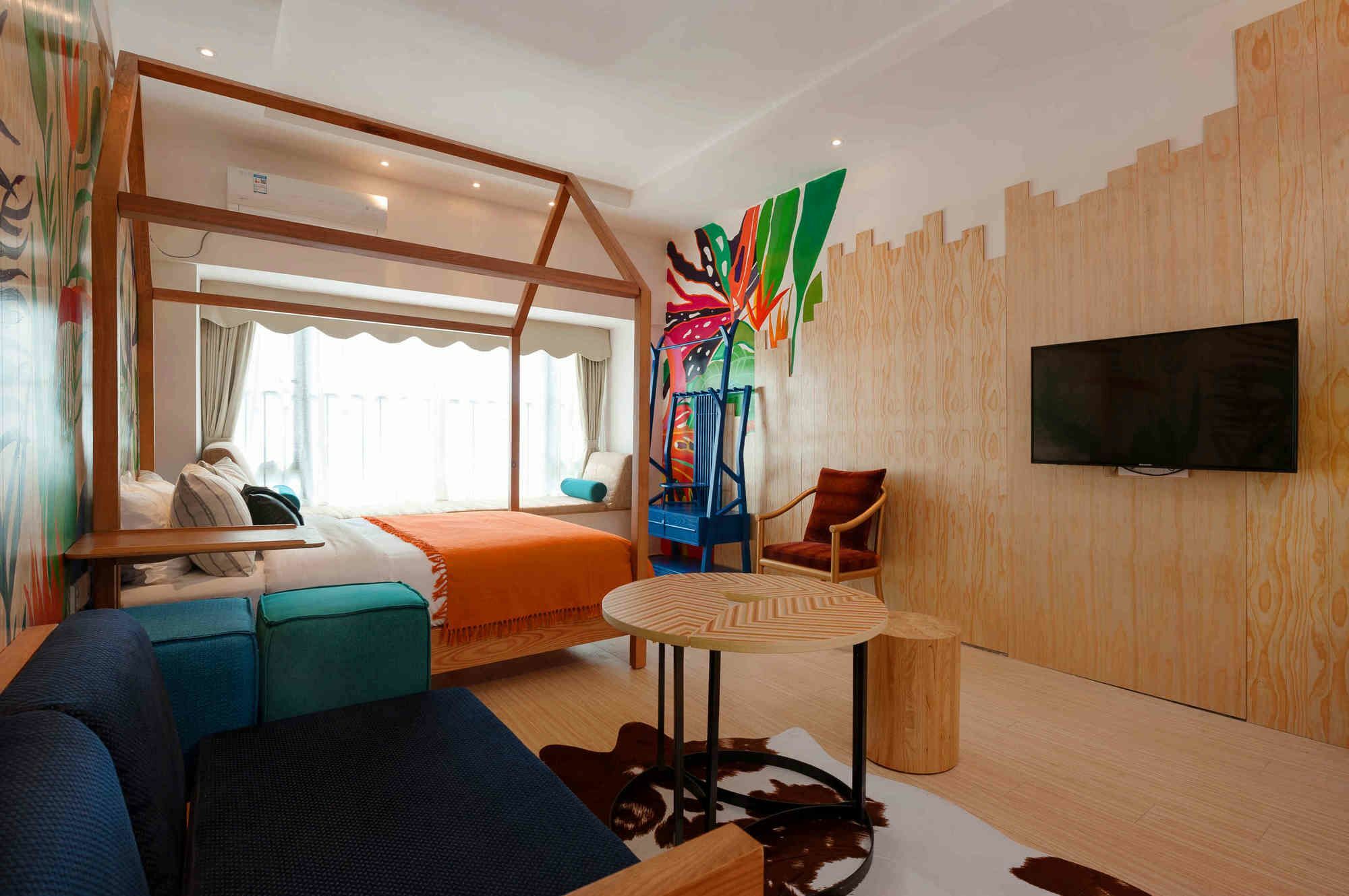 Apartment Ys Lida Square