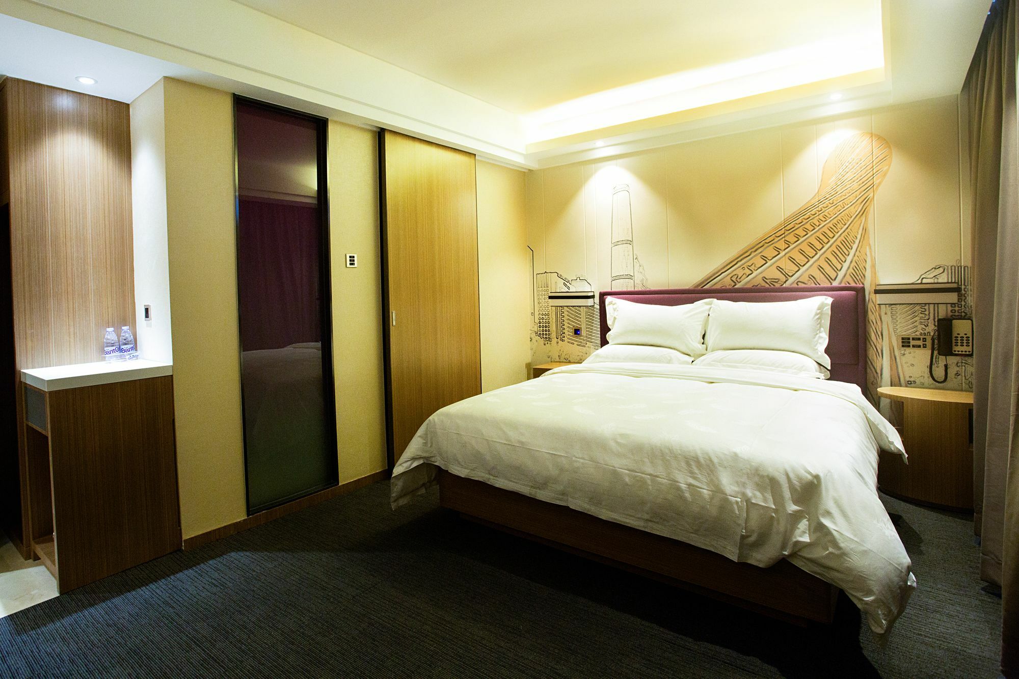 Hanpudun International Apartment *