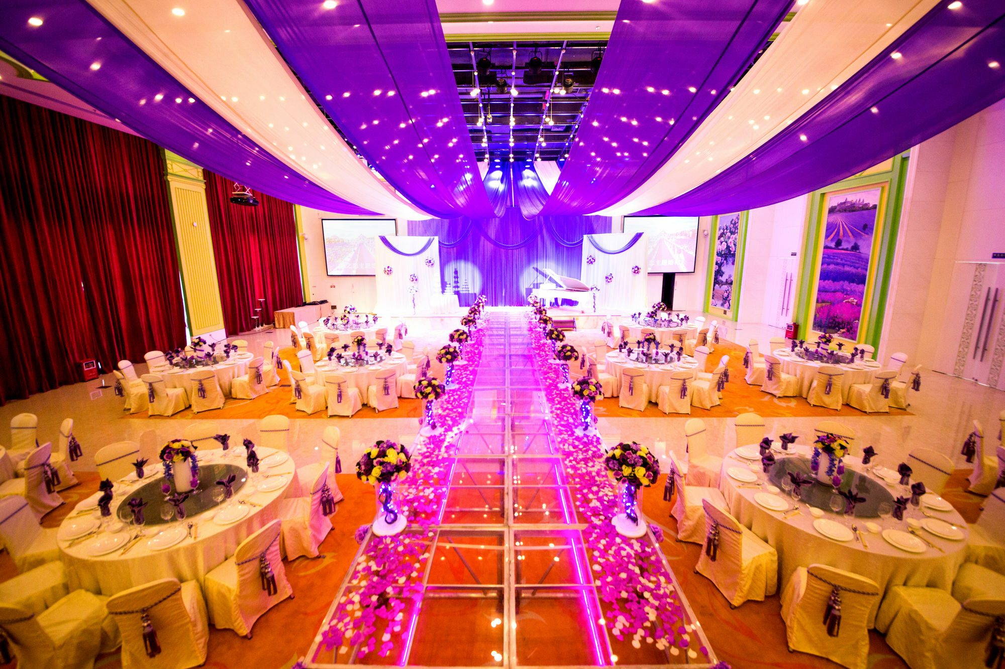 Floloving Hotel