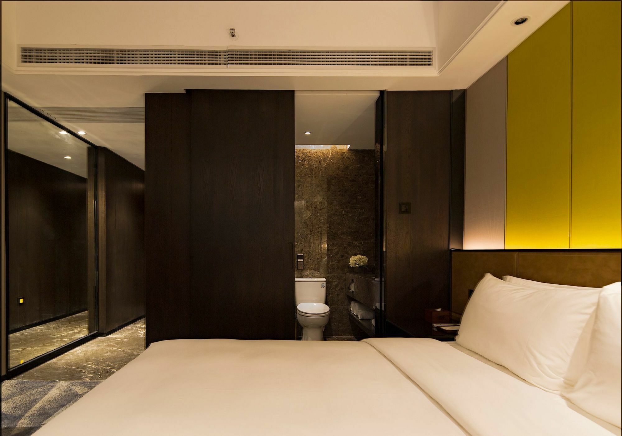 Paco Datang Metro Guangzhou-free Shuttle Bus For Fair Hotel