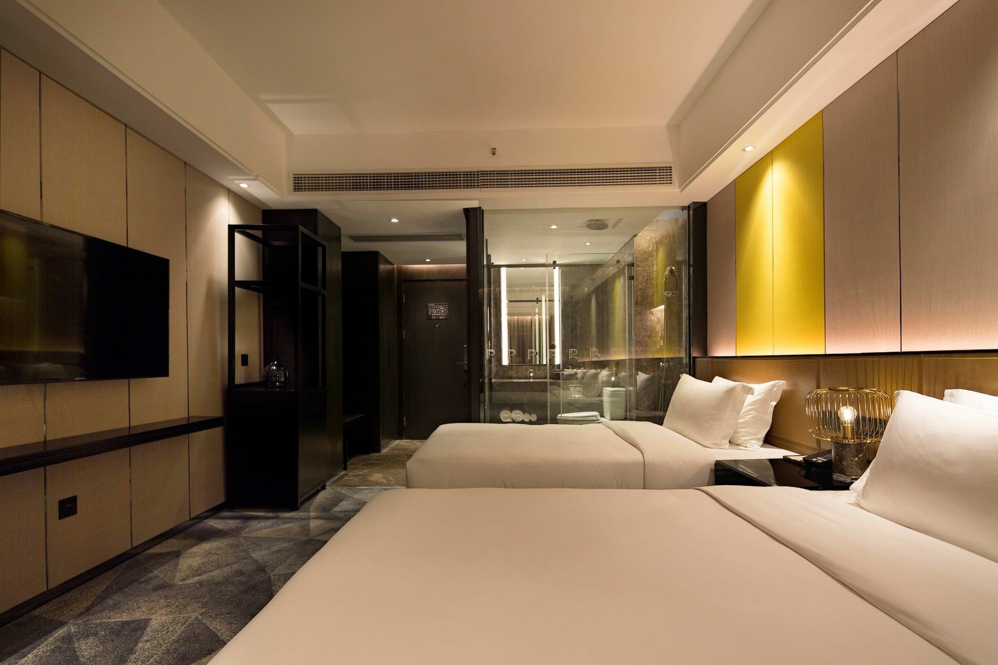 Hotel Paco Datang Metro Guangzhou-free Shuttle Bus For Fair