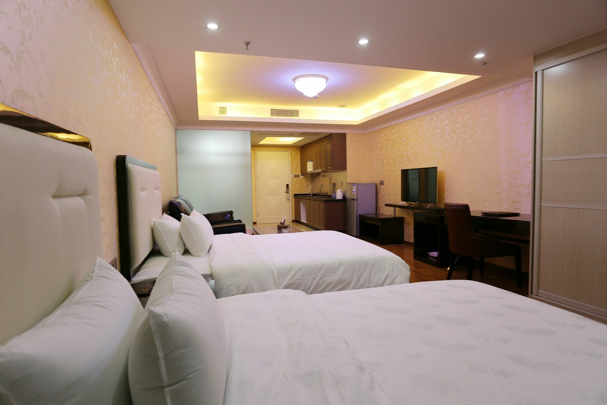Nomo Service The Legend * Guangzhou