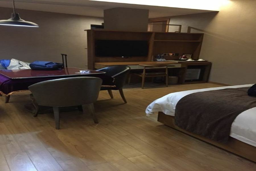 Hotel James Joyce Coffetel South Railway Qifu Xincun Branch 3*