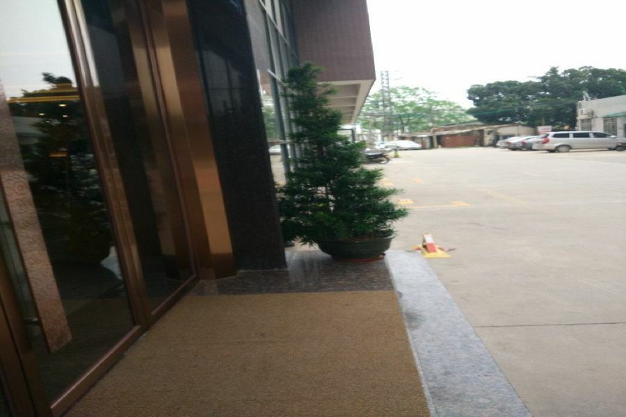 Hotel James Joyce Coffetel South Railway Qifu Xincun Branch