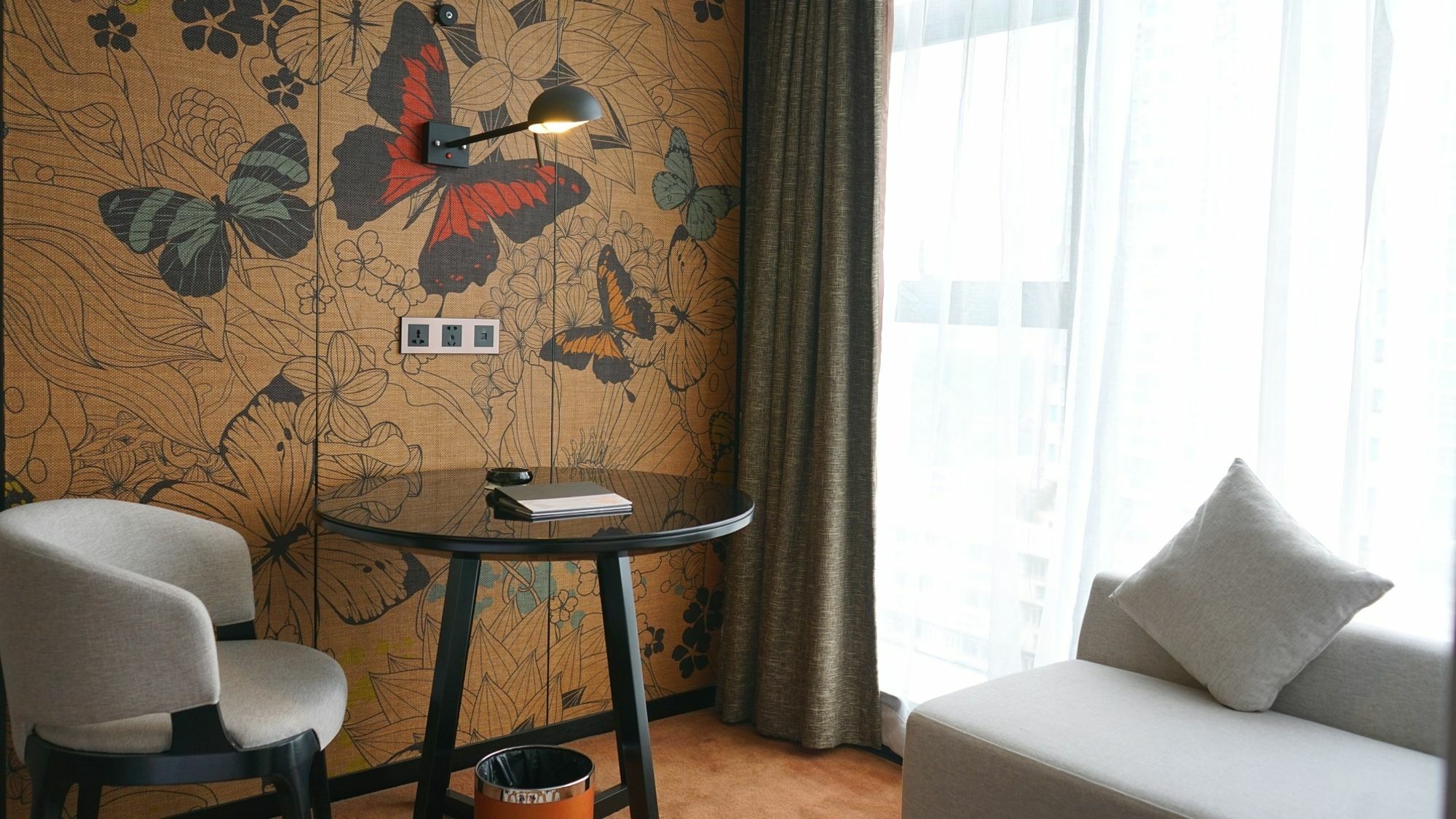 Hotel Paco Zoo Metro Branch-free Shuttle Bus For Fair