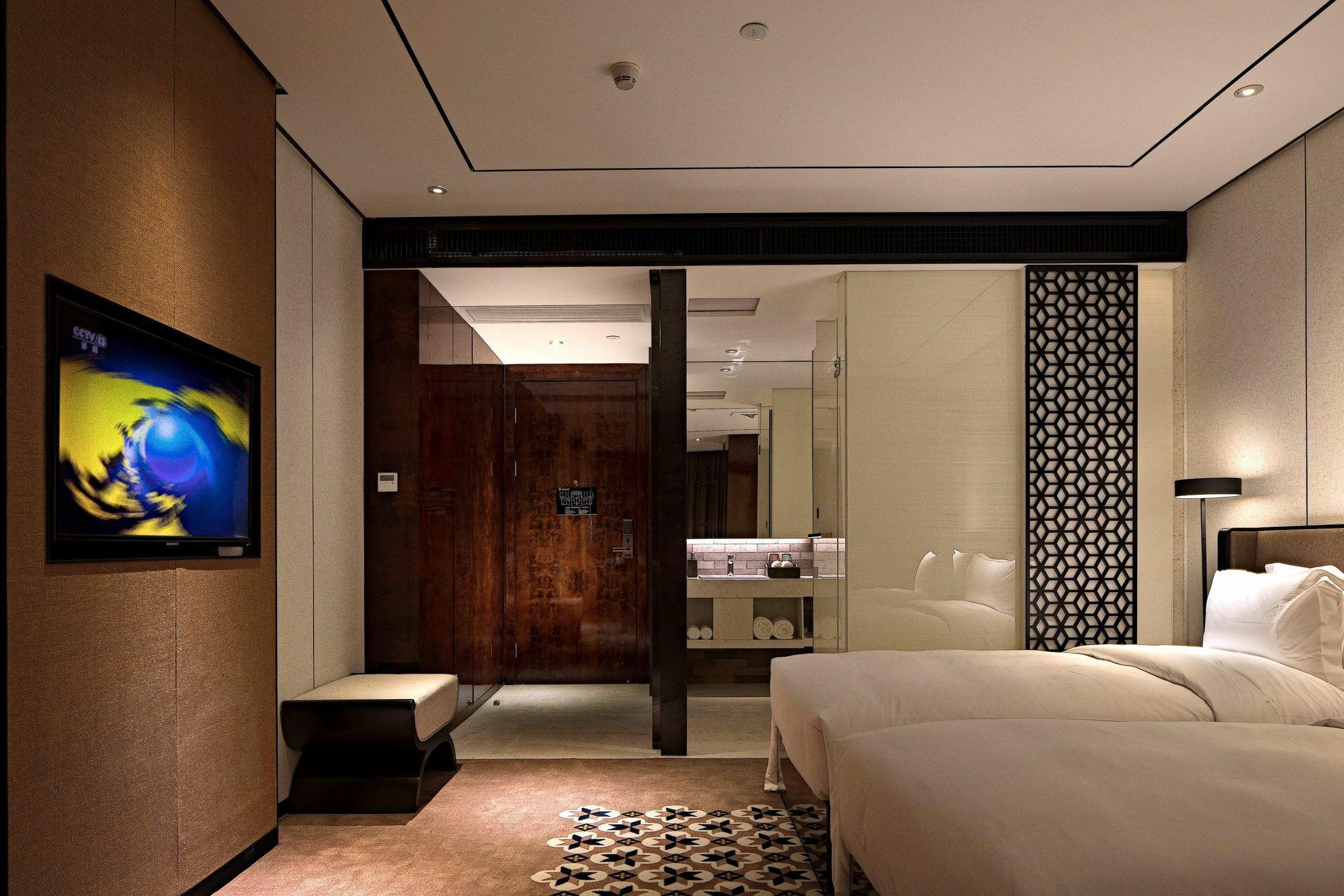 Hotel Paco Zoo Metro Branch-free Shuttle Bus For Fair Guangzhou
