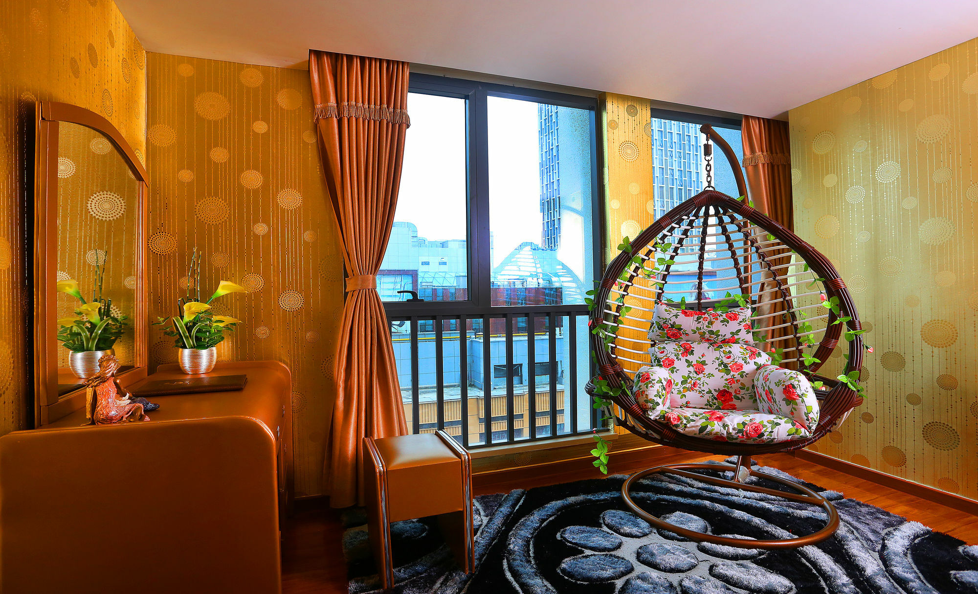 Hotel Easy Into The Theme 3*