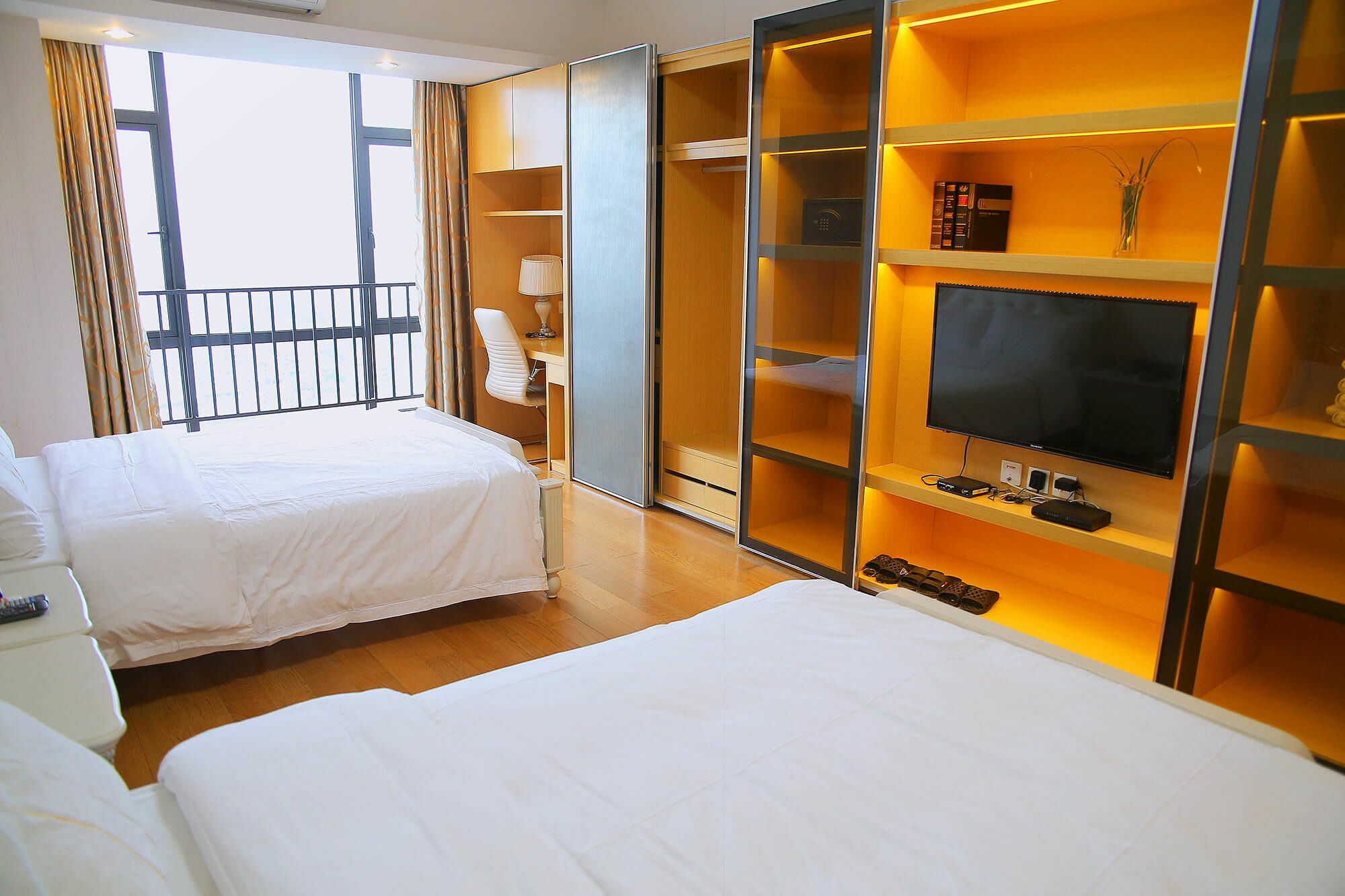 Yumi Apartment-haizhu Hesheng Plaza *