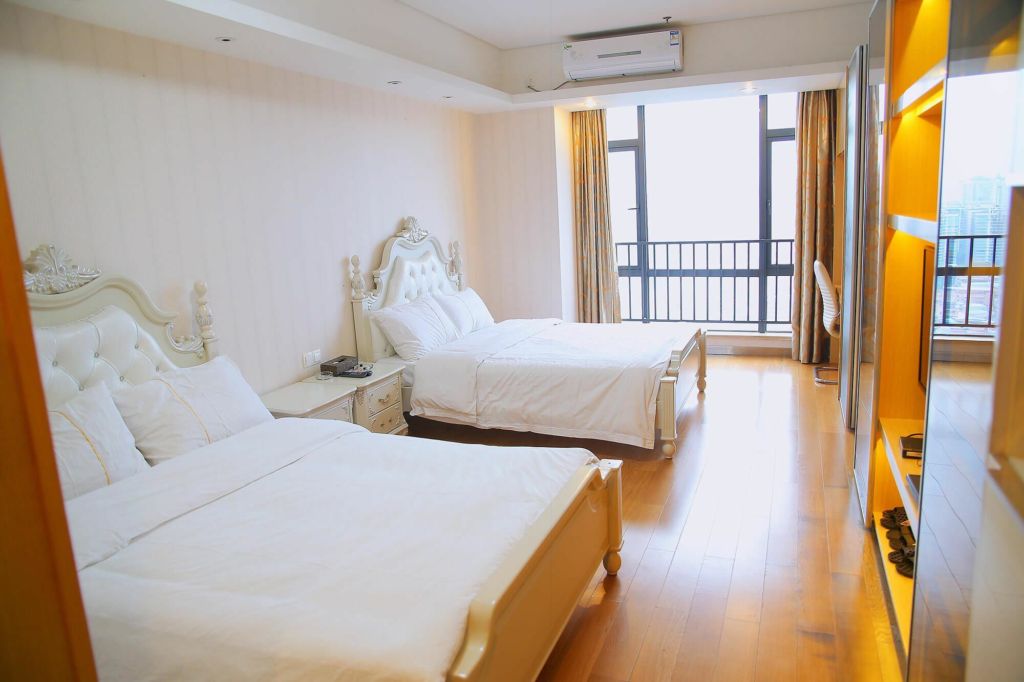 Yumi Apartment-haizhu Hesheng Plaza Pangsapuri