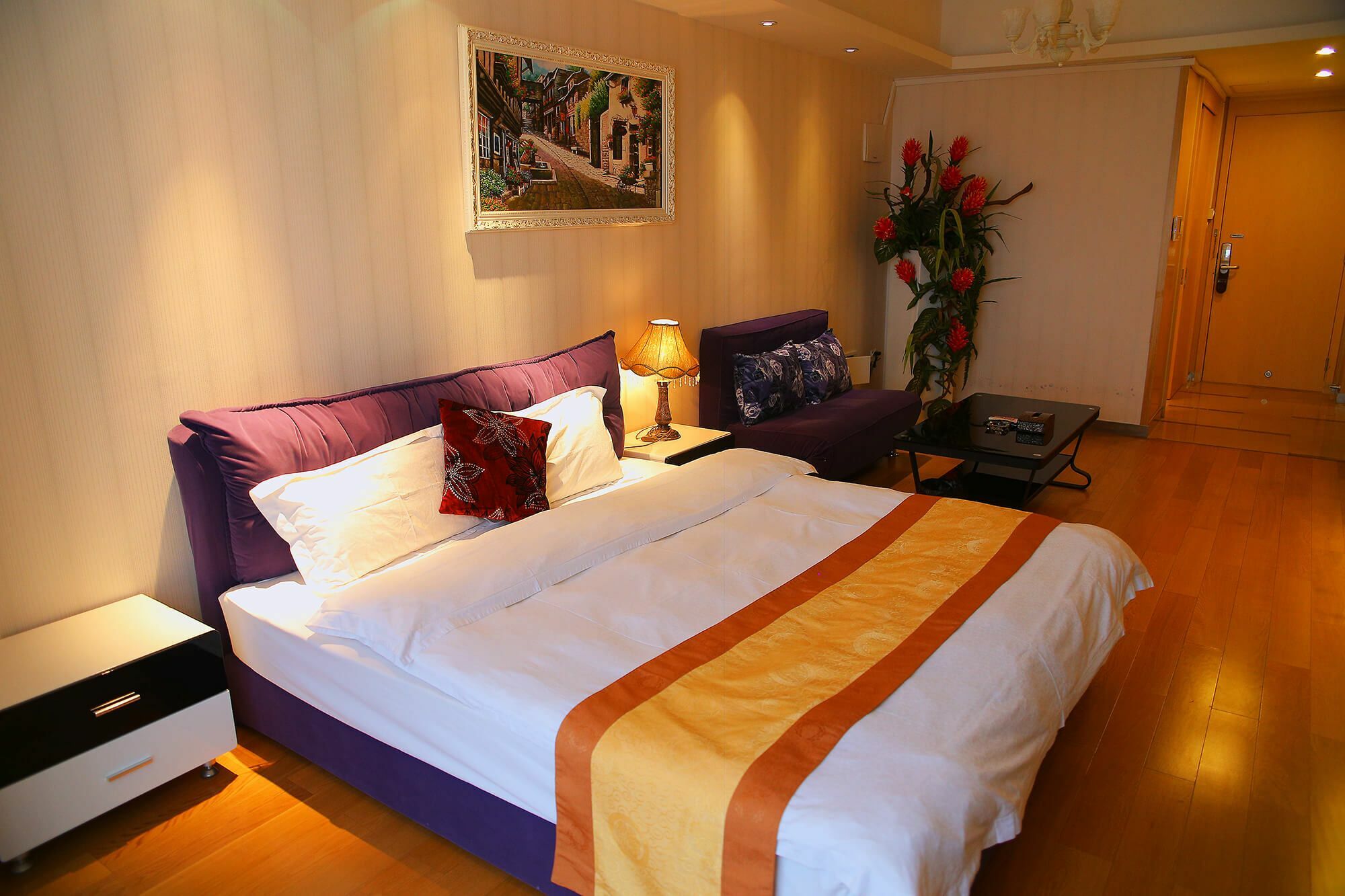 Yumi Apartment-haizhu Hesheng Plaza *